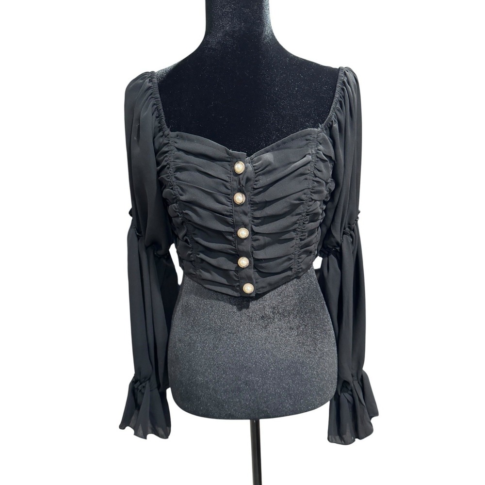NLW Cropped Top Size Small‎ with Pearl Buttons Long Sleeve